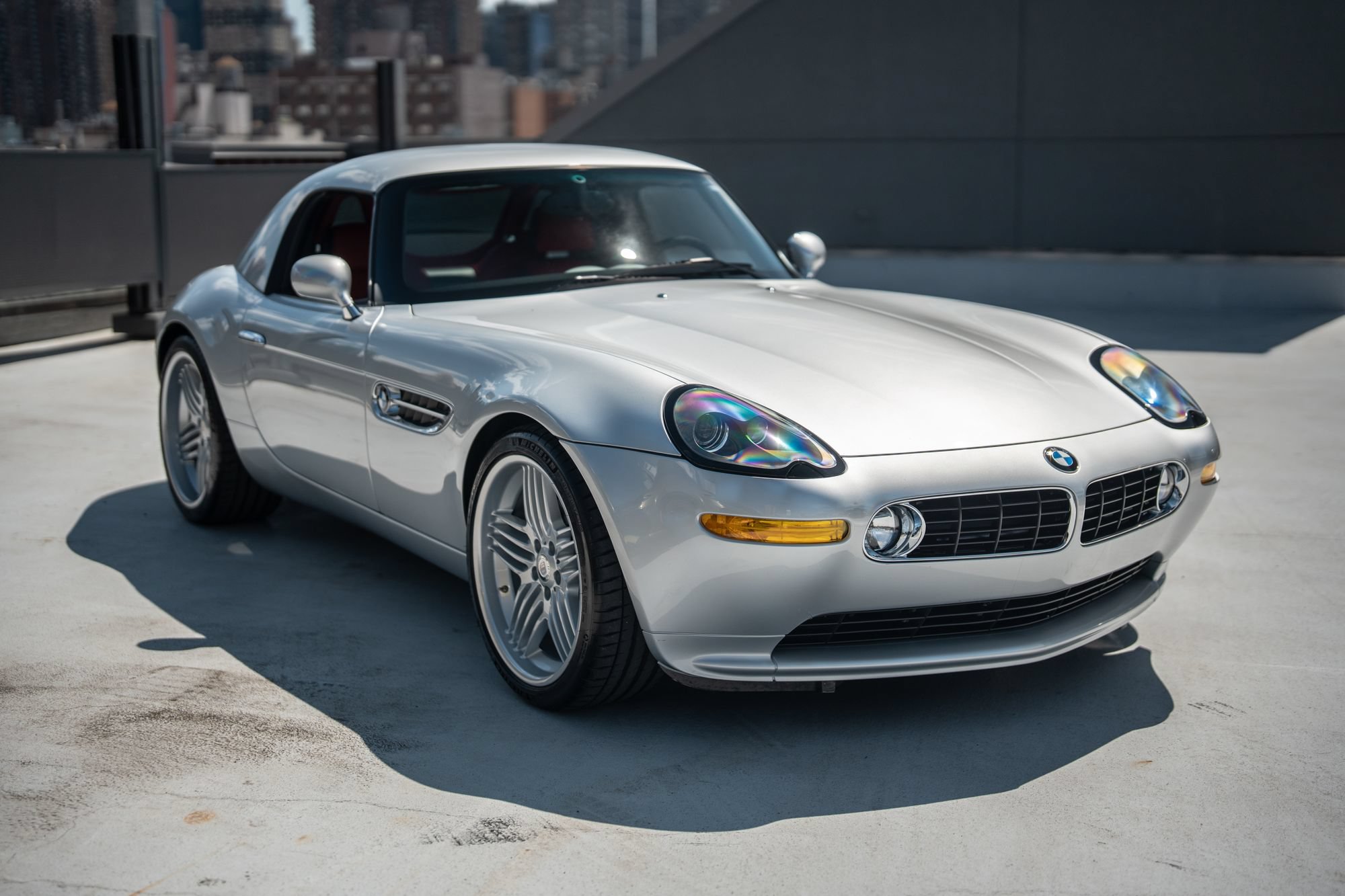 Used 2003 BMW Z8 RWD image 13