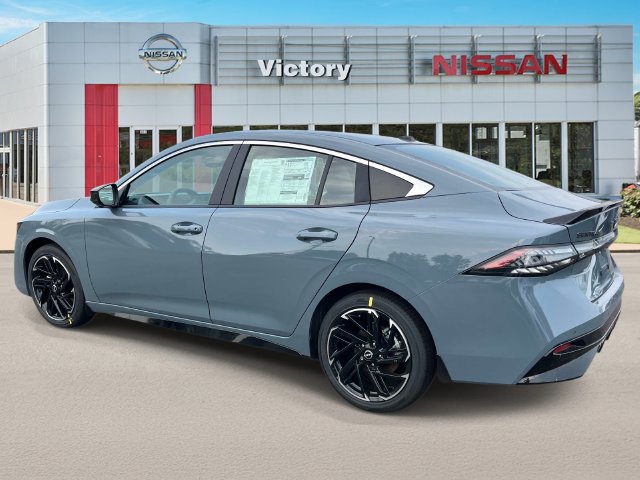 New 2026 Nissan Sentra SR w/ SR Premium Package FWD image 6