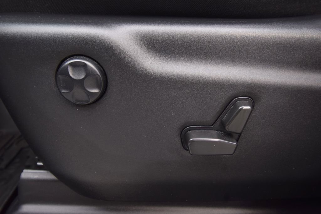 Used 2021 Jeep Grand Cherokee Summit w/ Platinum Series Group image 30