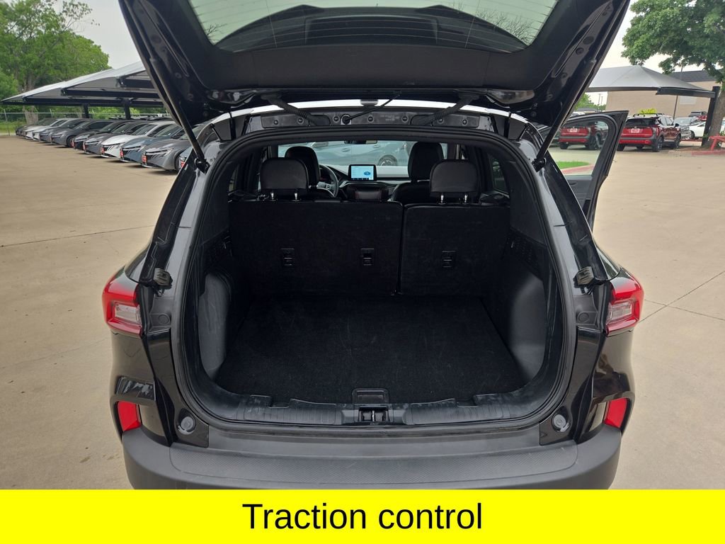 Used 2025 Ford Escape ST-Line AWD/4WD image 30