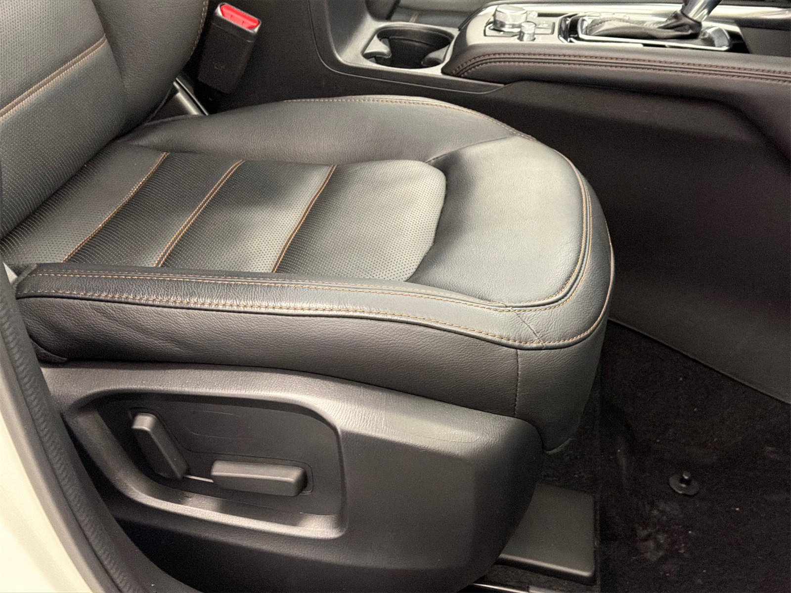 Used 2020 MAZDA CX-5 Grand Touring w/ GT Premium Package image 12