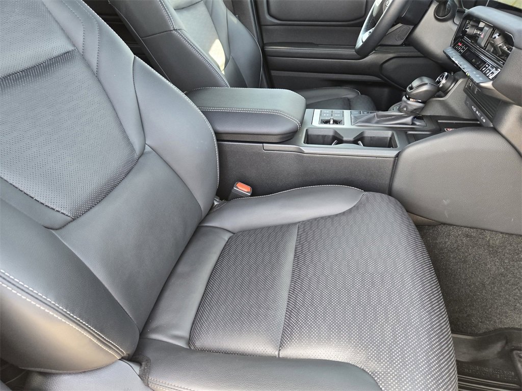 Used 2025 Toyota Land Cruiser image 20