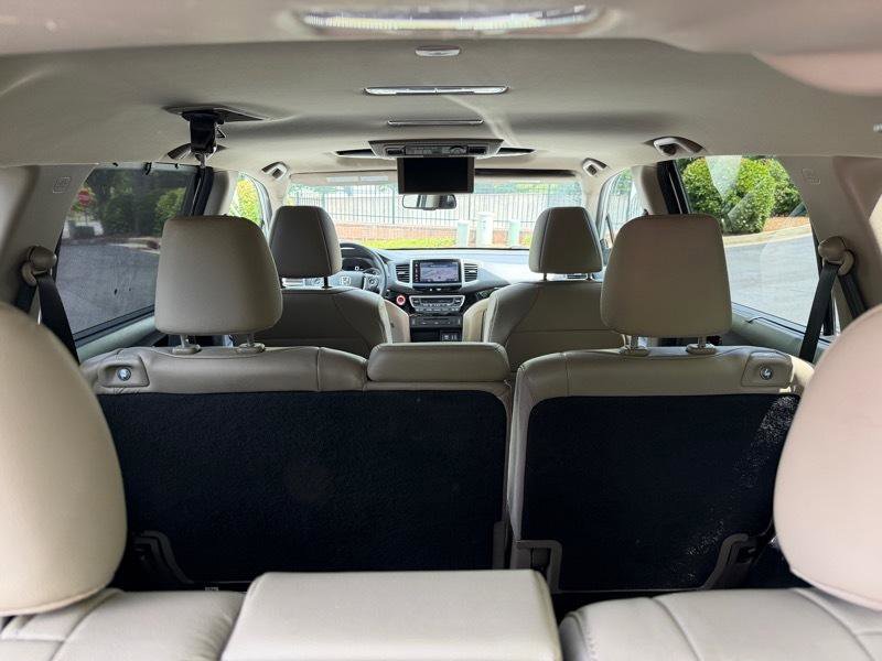 Used 2016 Honda Pilot Touring image 33