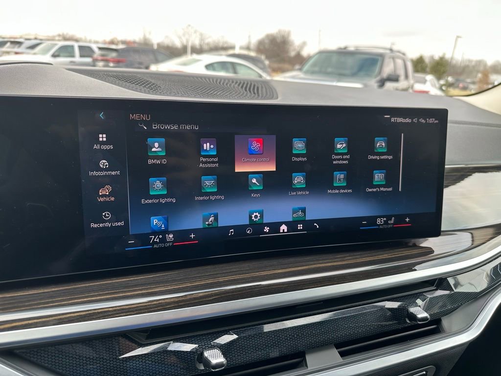 Used 2024 BMW X7 xDrive40i AWD/4WD image 21