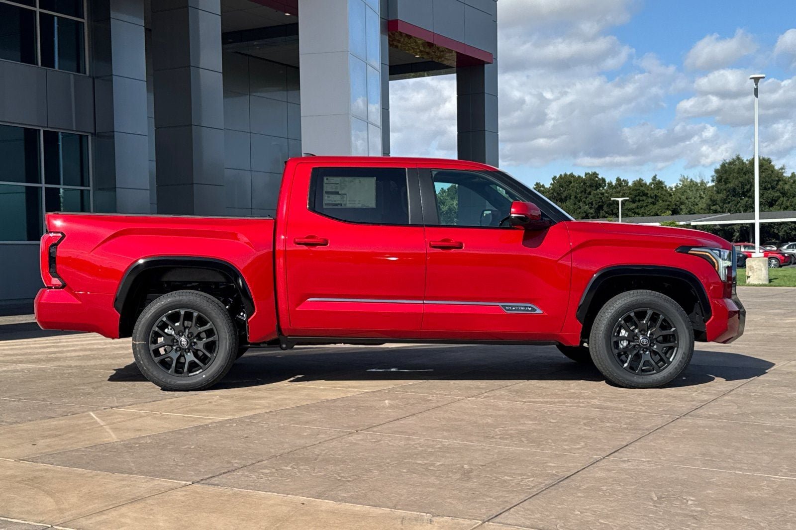 New 2026 Toyota Tundra Platinum AWD/4WD image 3