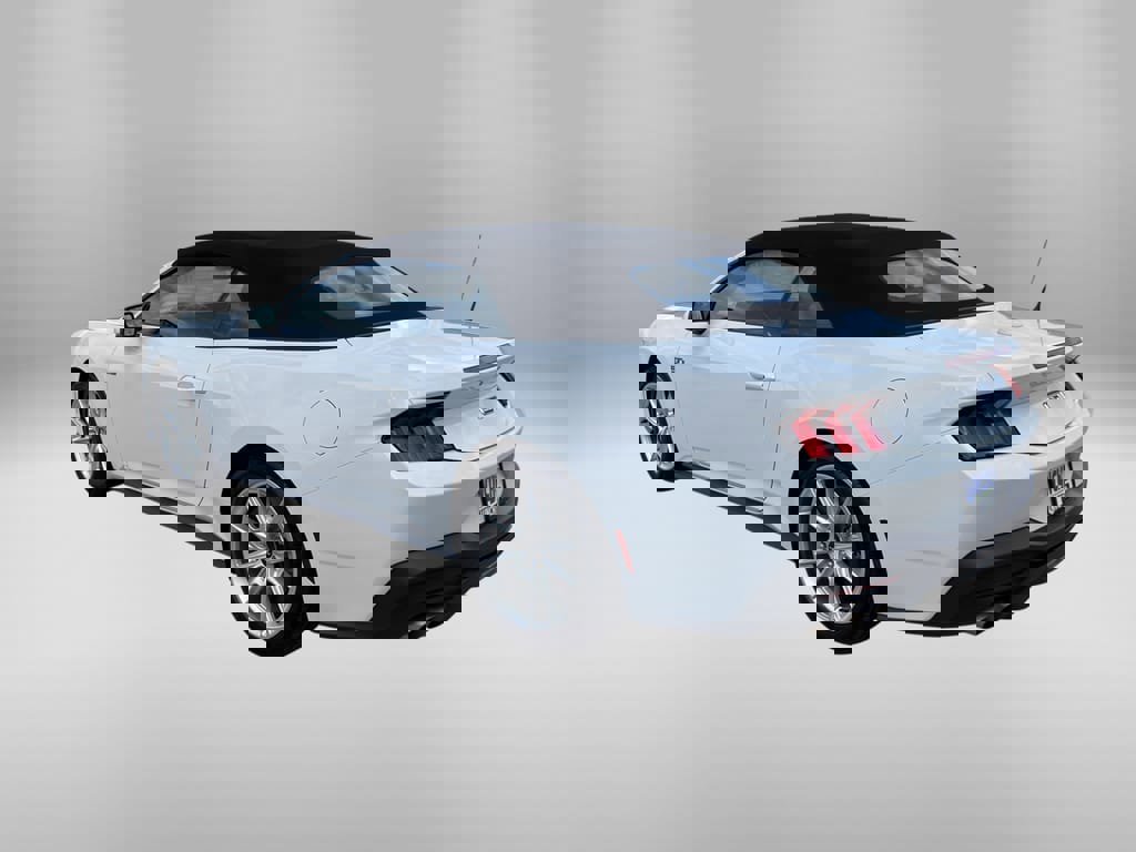 Used 2025 Ford Mustang GT Premium image 13