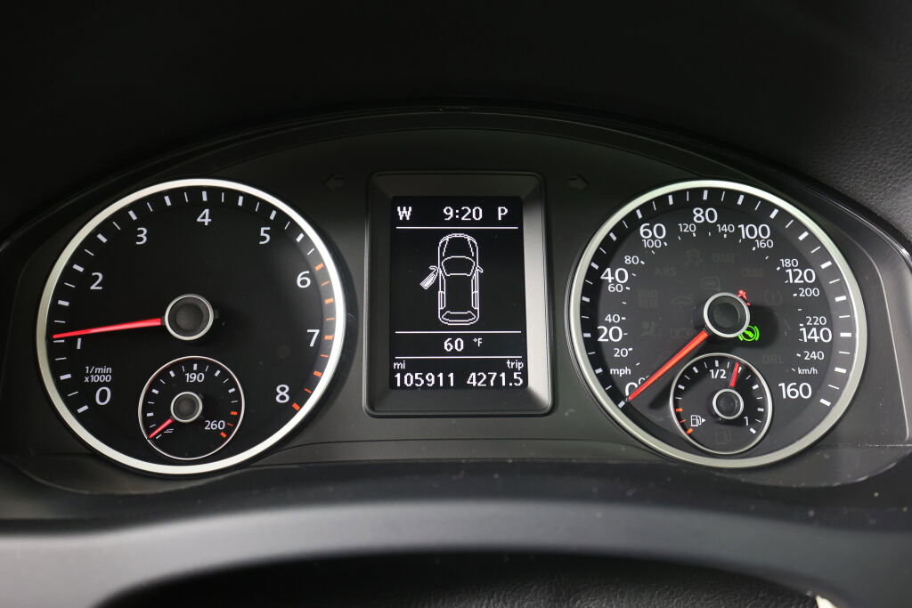 Used 2014 Volkswagen Tiguan SEL image 30