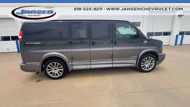 Used 2021 Chevrolet Express 2500 LS w/ Enhanced Convenience Package RWD image 9