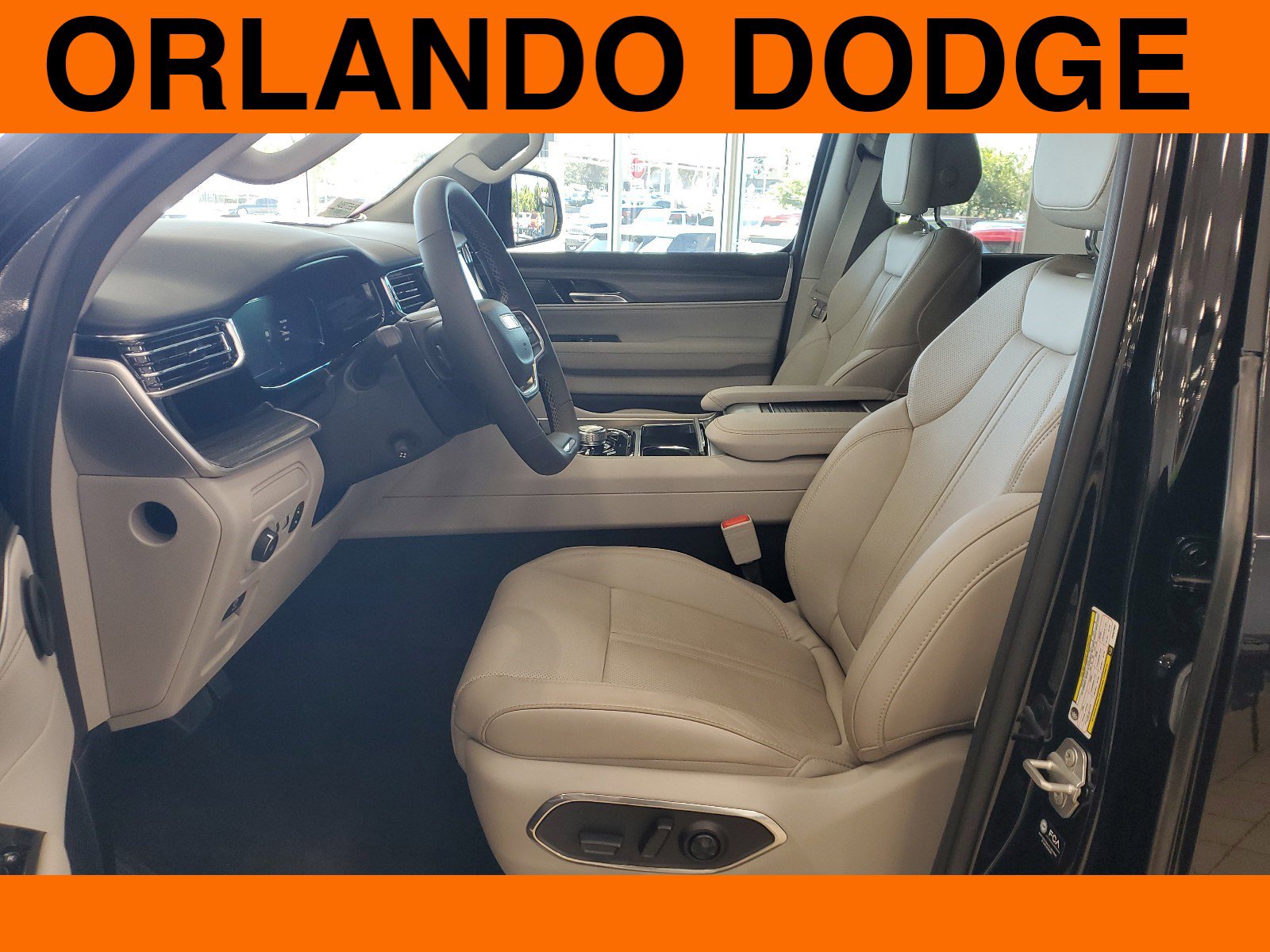 New 2023 Jeep Wagoneer L Series III w/ Convenience Group I image 12