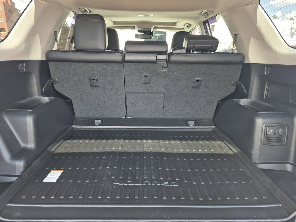Used 2021 Toyota 4Runner Venture image 15