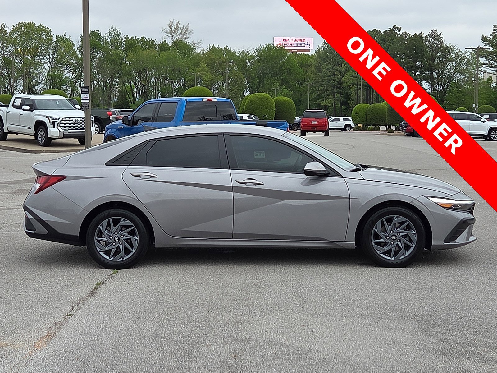 Used 2024 Hyundai Elantra SEL image 6