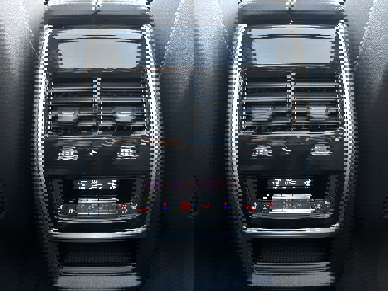 Used 2026 BMW X7 xDrive40i image 31