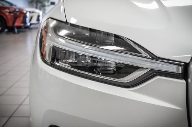 Used 2018 Volvo XC60 T6 R-Design w/ Convenience Package AWD/4WD image 27