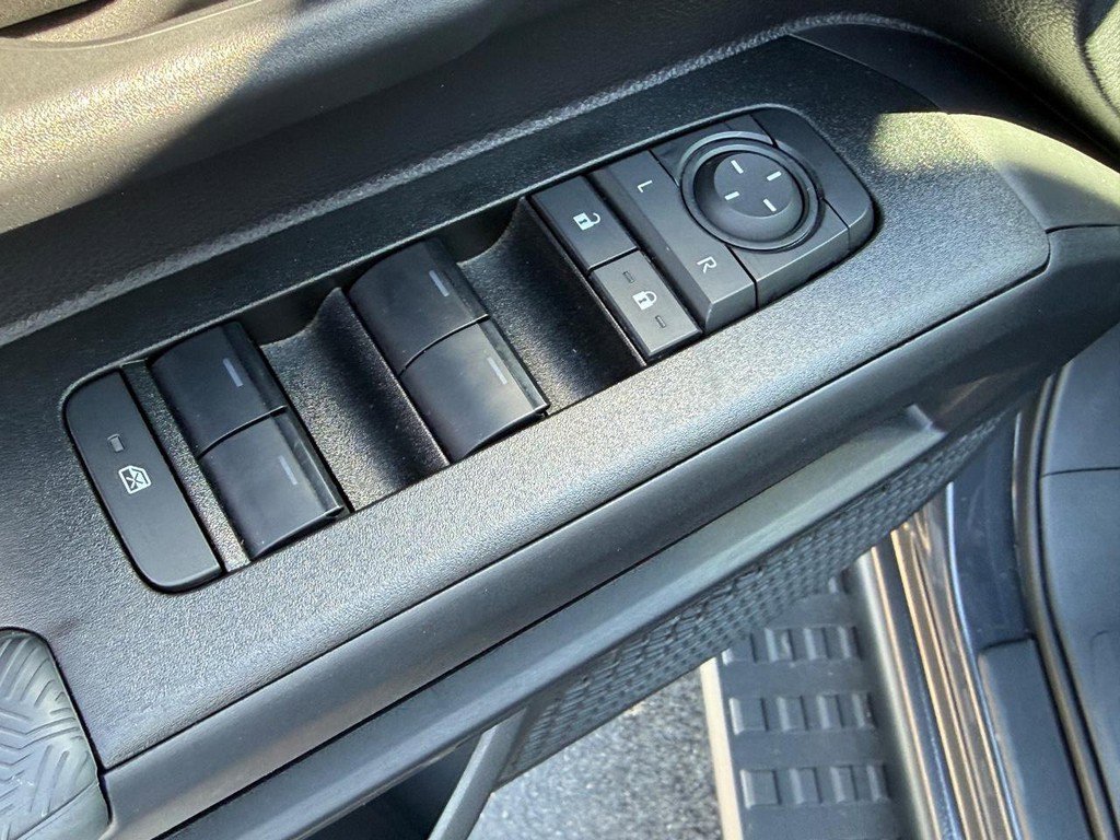 Certified 2025 Toyota 4Runner TRD Off-Road image 15