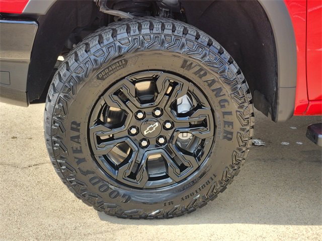 Used 2026 Chevrolet Silverado 1500 ZR2 AWD/4WD image 18
