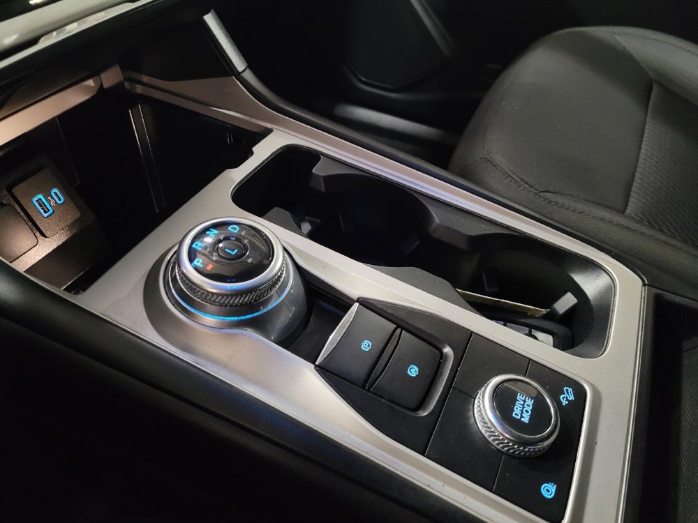 Used 2022 Ford Explorer XLT image 26