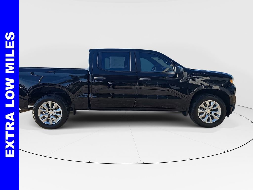 Used 2021 Chevrolet Silverado 1500 Custom w/ LPO, Dark Essentials Package image 2