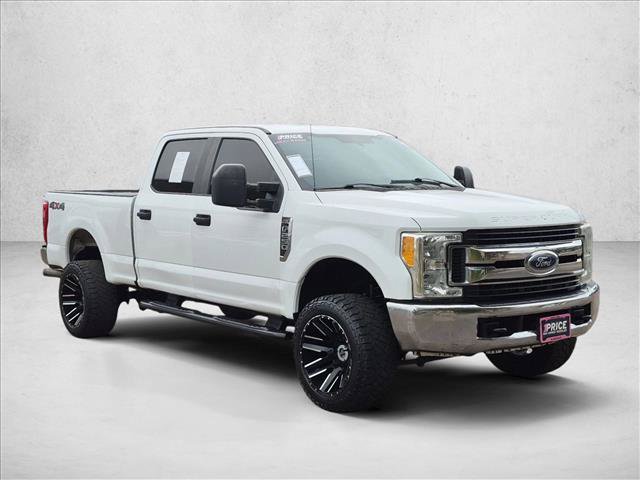 Used 2017 Ford F250 XL w/ STX Appearance Package AWD/4WD image 3