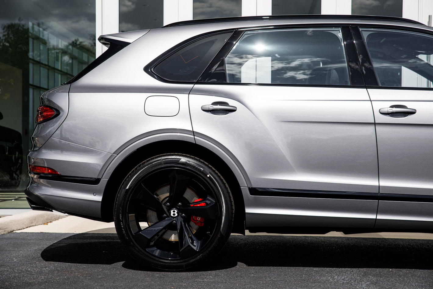 New 2026 Bentley Bentayga AWD/4WD image 22