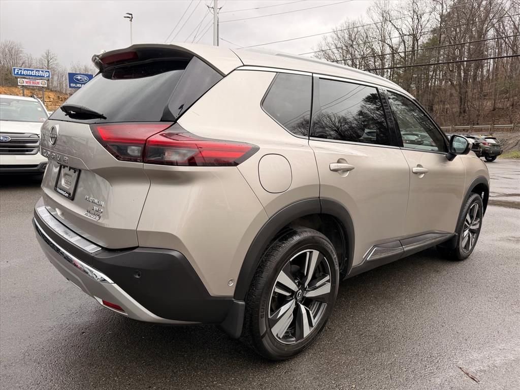 Used 2023 Nissan Rogue Platinum w/ Platinum Premium Package image 11