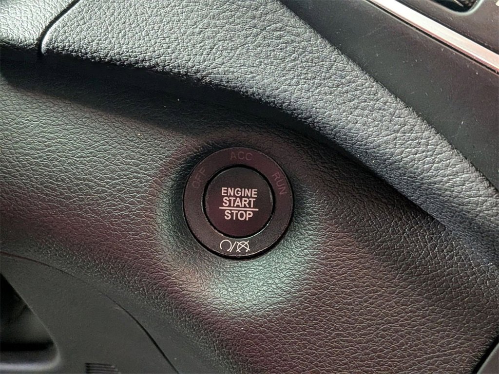 Certified 2021 Jeep Cherokee Latitude Lux image 21