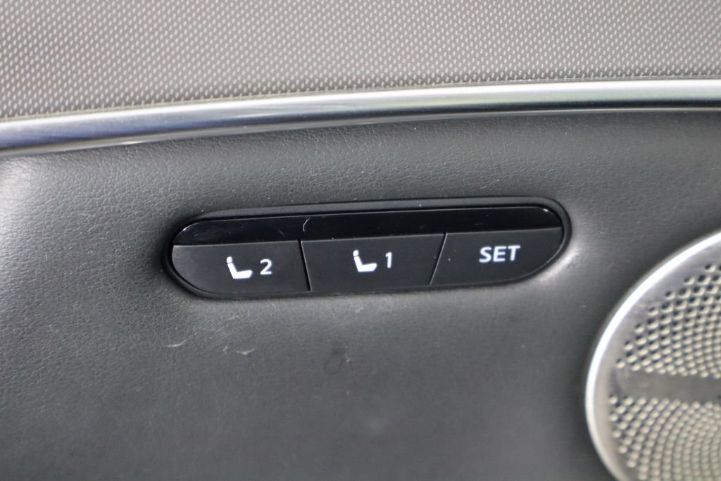 Used 2023 INFINITI QX50 Luxe FWD image 22