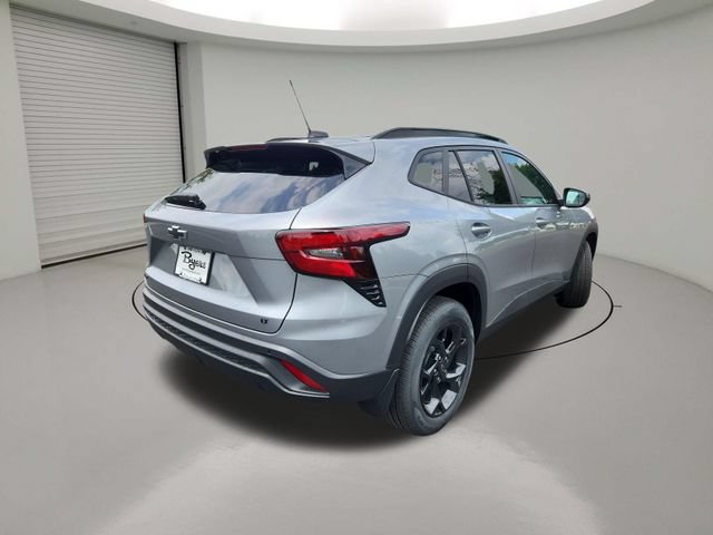 New 2026 Chevrolet Trax LT w/ Driver Confidence Package FWD image 7