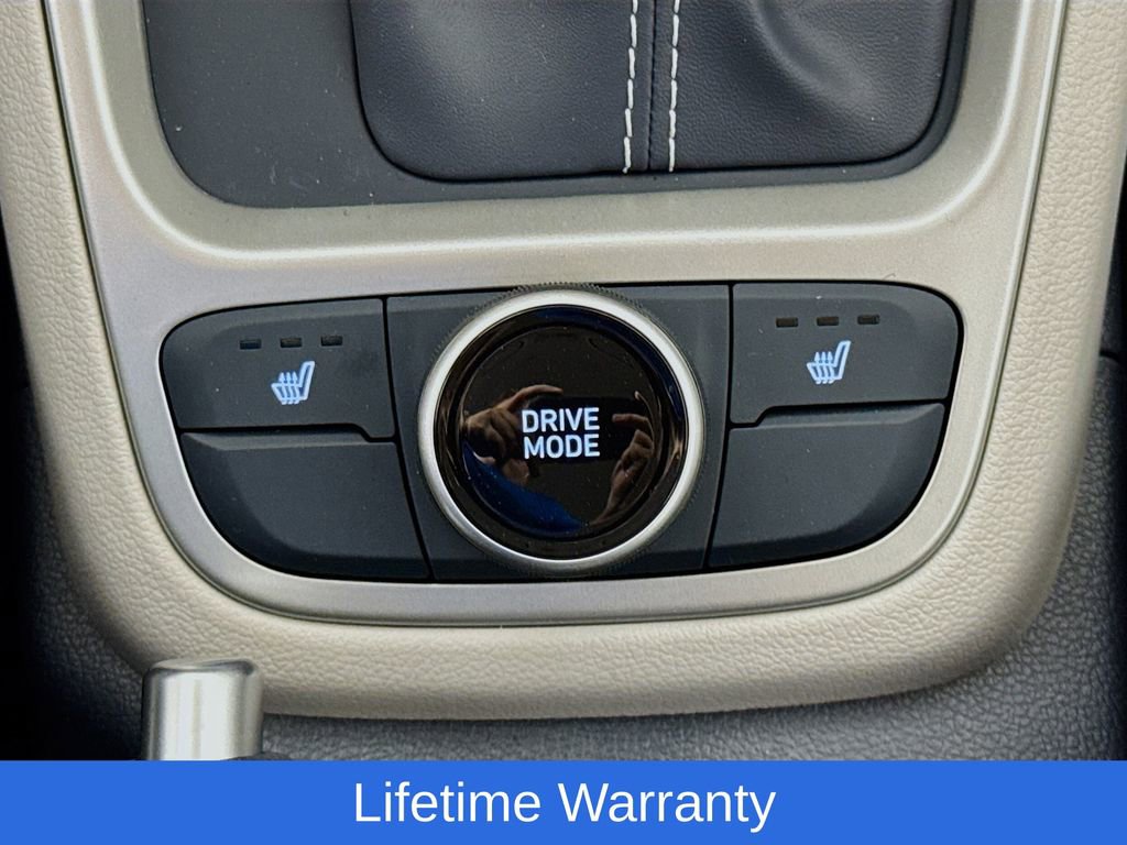 New 2026 Hyundai Venue SEL image 20