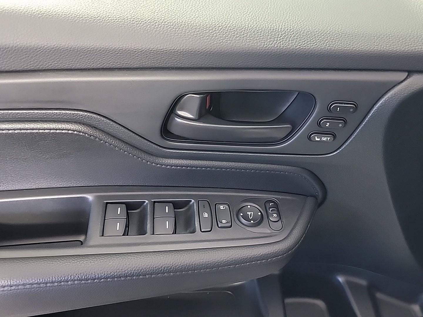 Certified 2023 Honda Odyssey Sport image 38