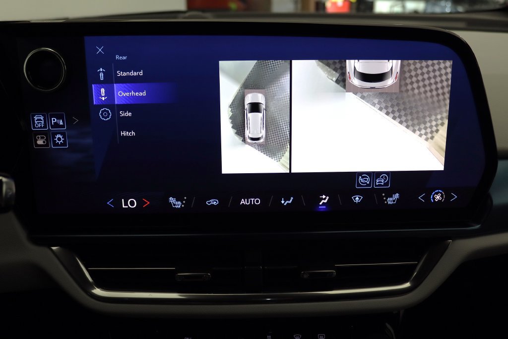 Certified 2025 Chevrolet Equinox EV LT FWD image 27