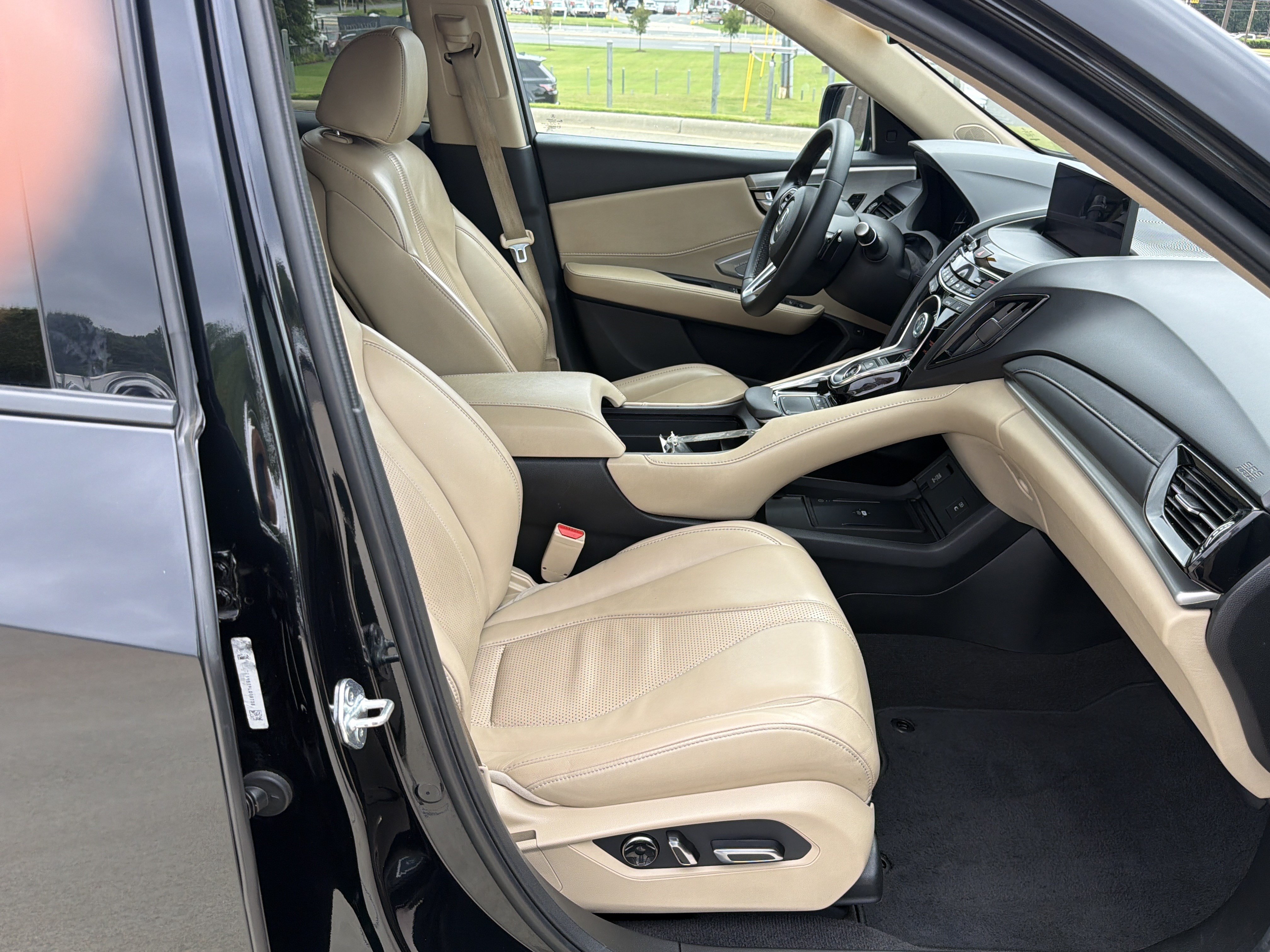 Certified 2023 Acura RDX FWD w/ Technology Package image 33