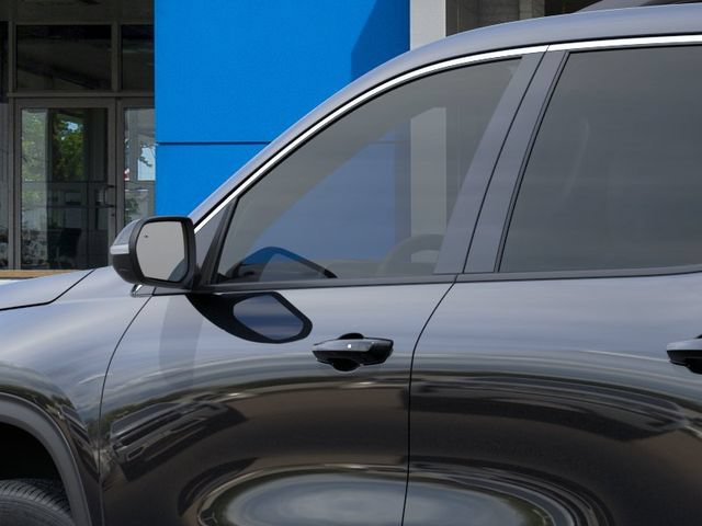 New 2027 Chevrolet Traverse LT FWD image 12
