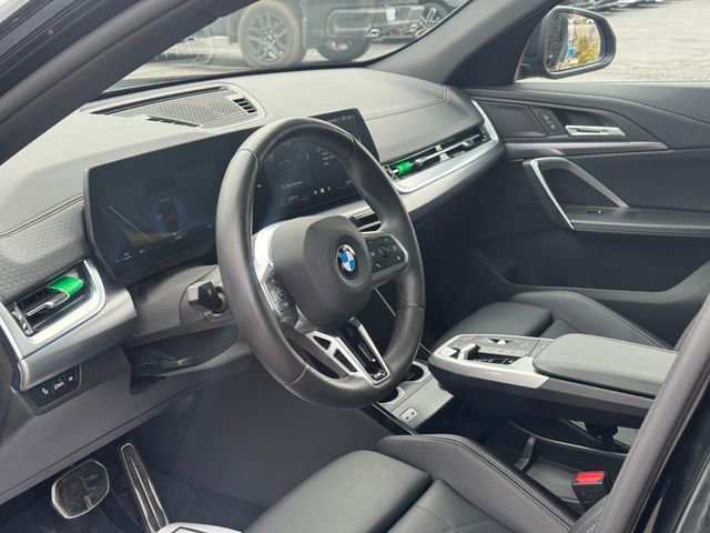 Used 2025 BMW X2 xDrive28i w/ M Sport Package image 24