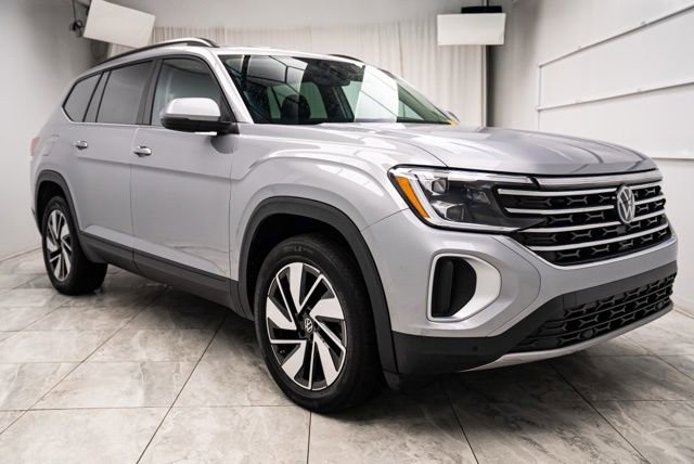 Used 2025 Volkswagen Atlas SE