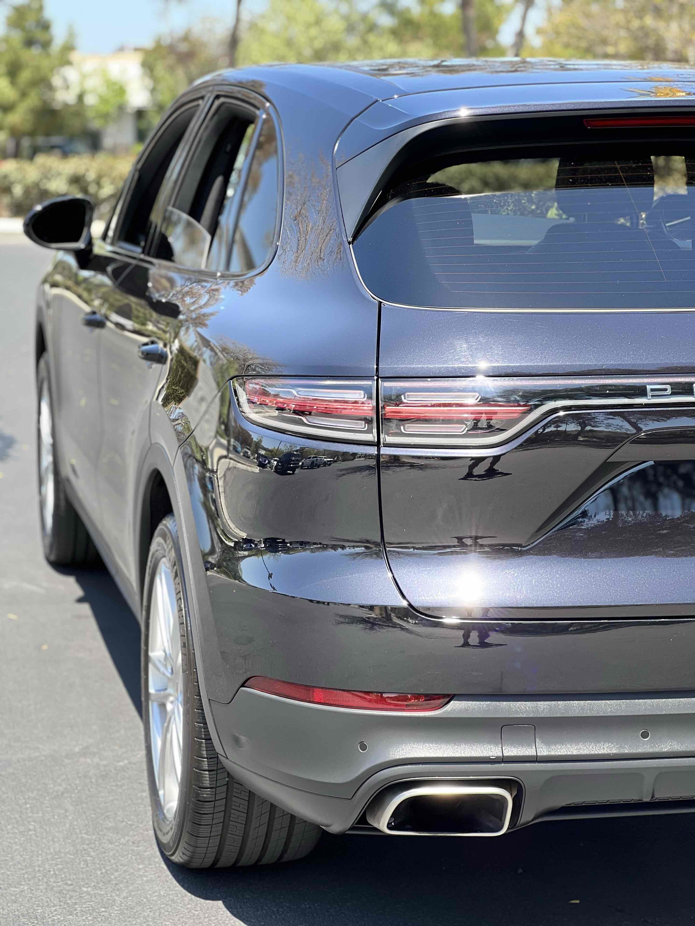 Used 2019 Porsche Cayenne w/ Premium Package AWD/4WD image 71