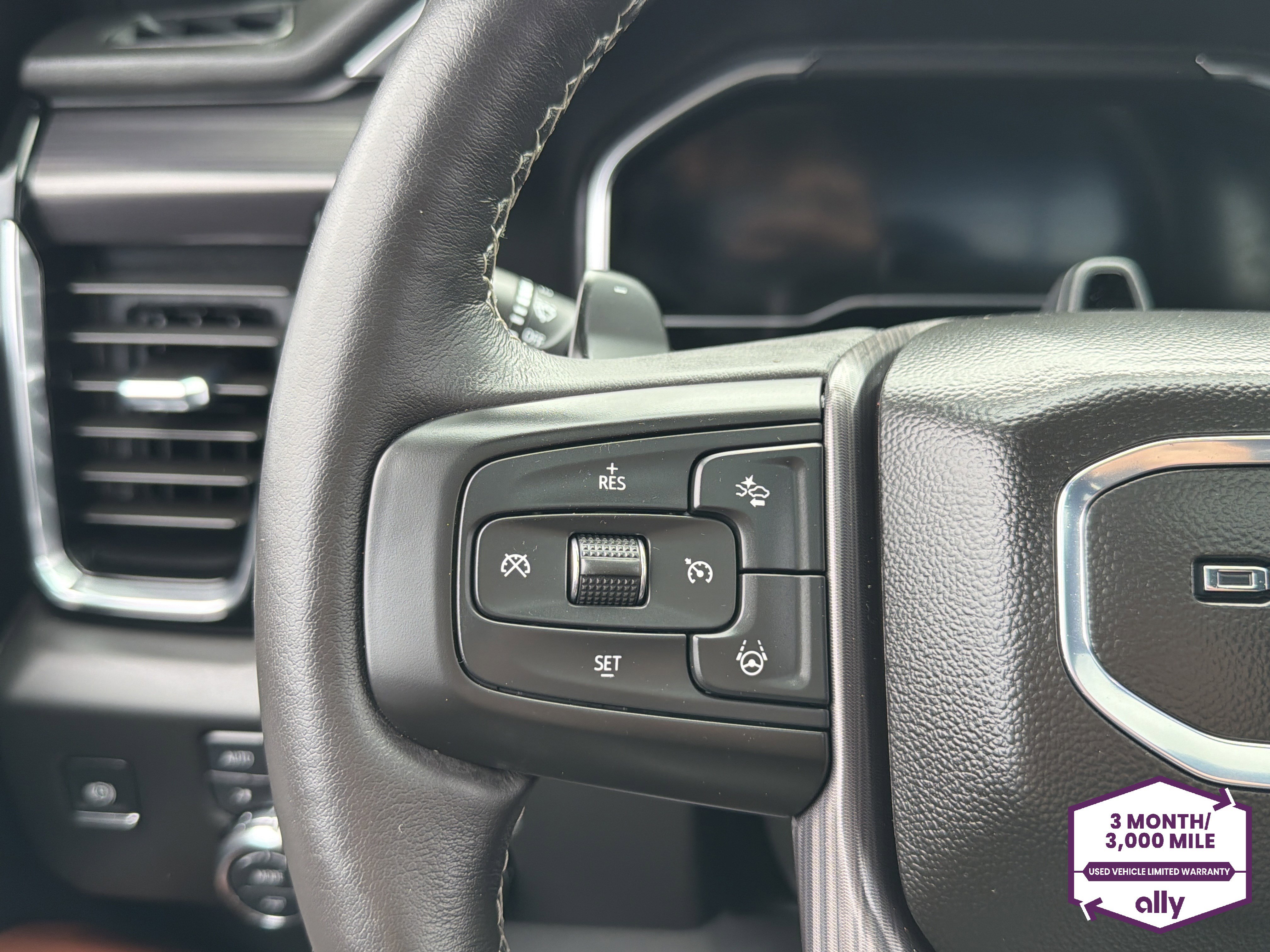 Used 2025 GMC Sierra 1500 Denali Ultimate image 19