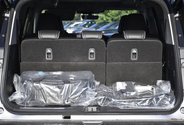 New 2027 INFINITI QX80 Luxe w/ Cargo Package RWD image 32