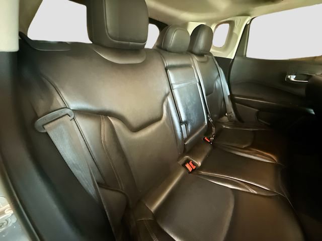 Used 2018 Jeep Compass Limited w/ Navigation Group image 28