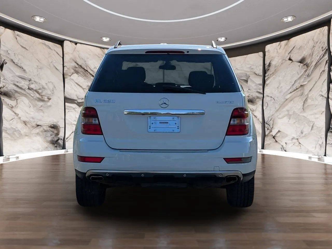 Used 2009 Mercedes-Benz ML 320 BlueTEC 4MATIC image 9