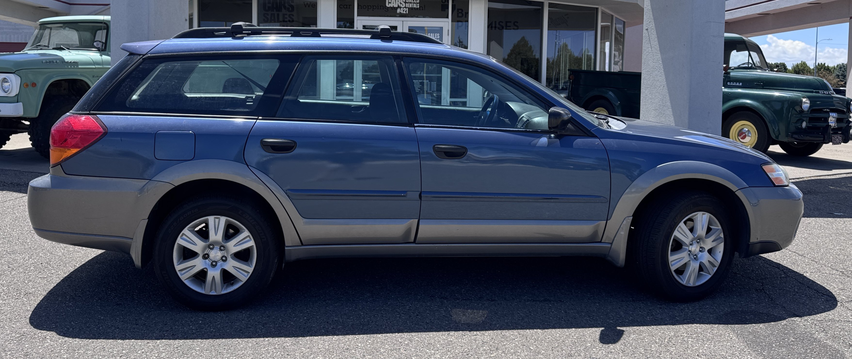 Used 2005 Subaru Outback 2.5i AWD/4WD image 9