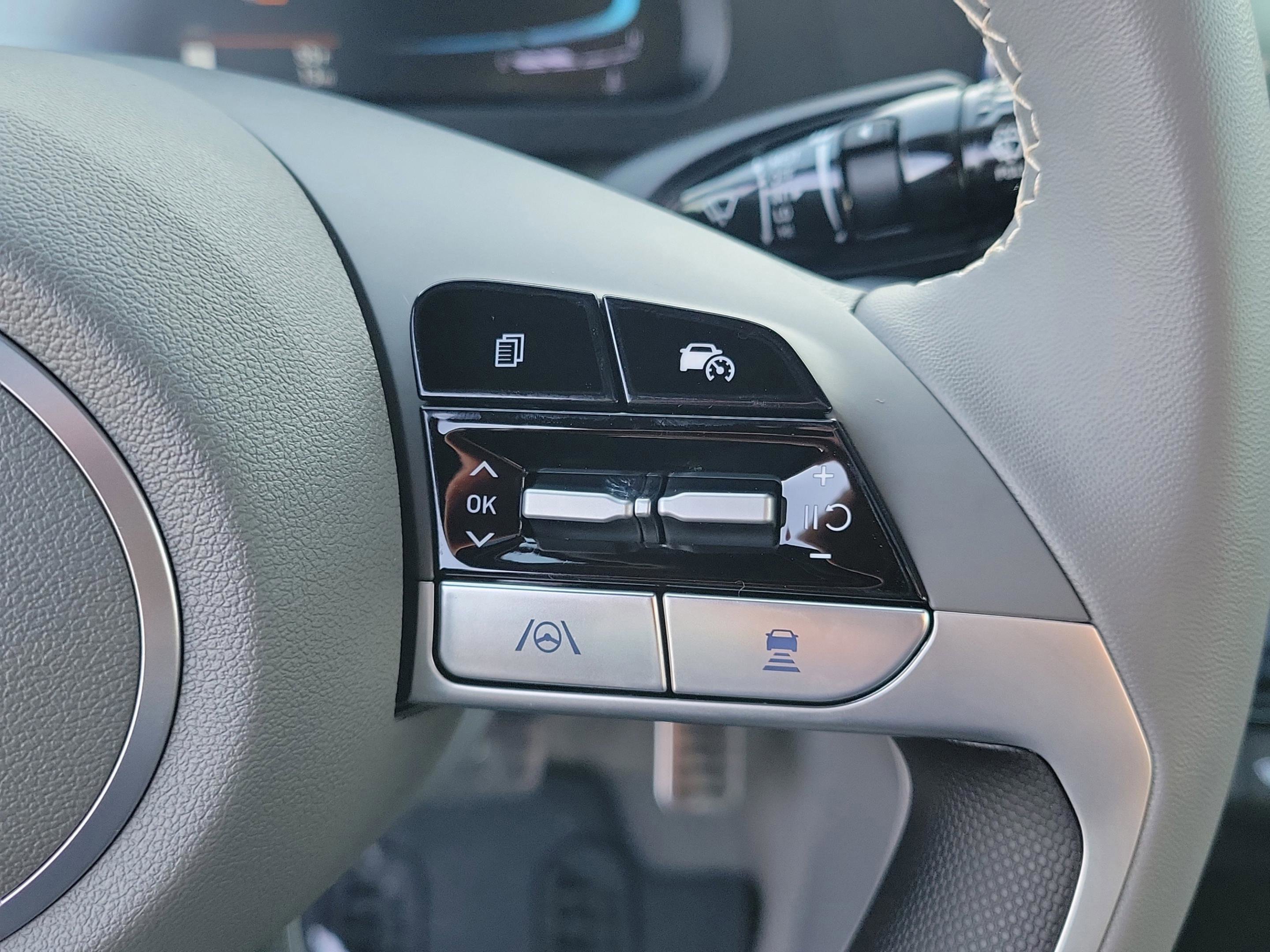 New 2026 Hyundai Elantra SEL Sport image 14