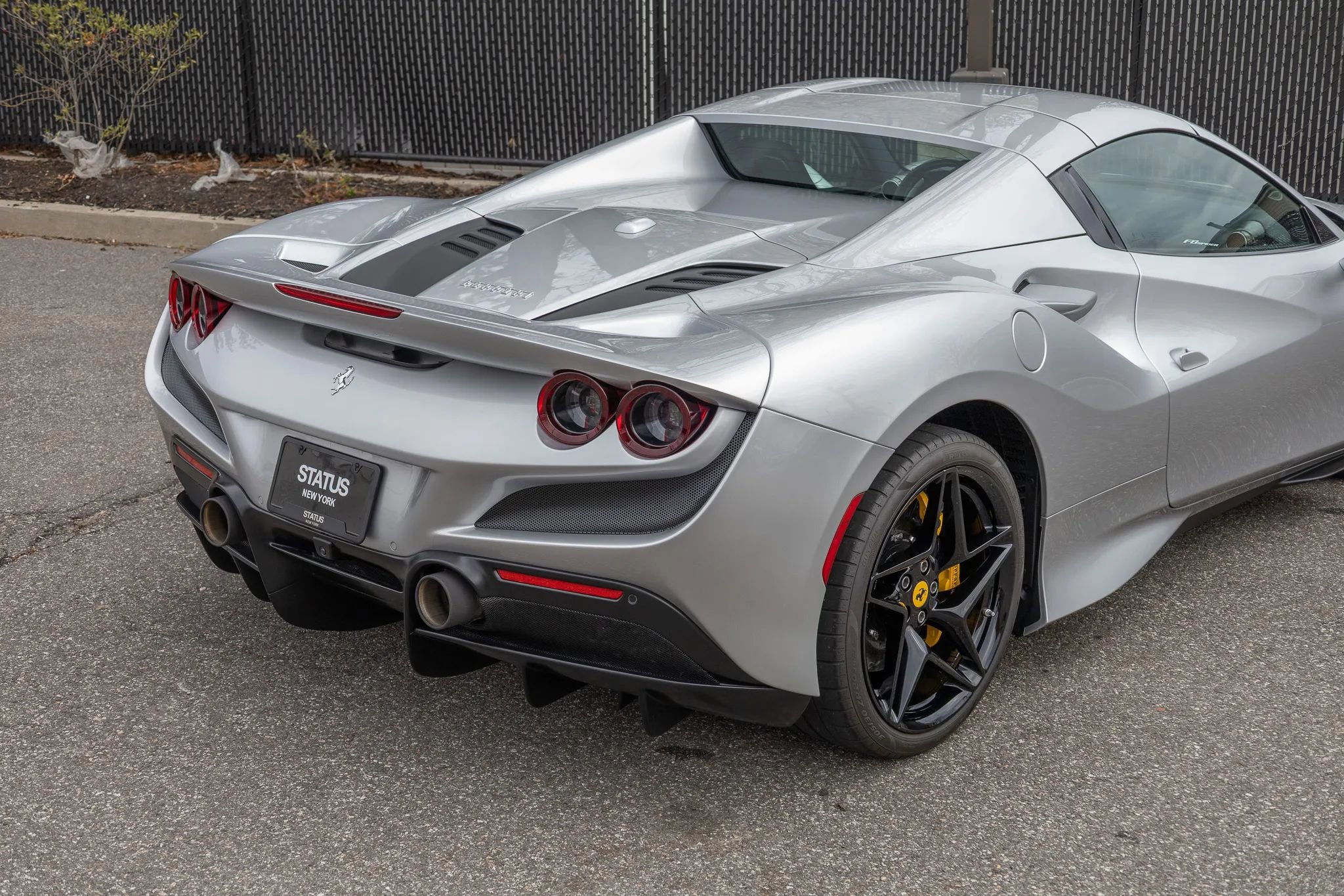 Used 2022 Ferrari F8 Tributo RWD image 41