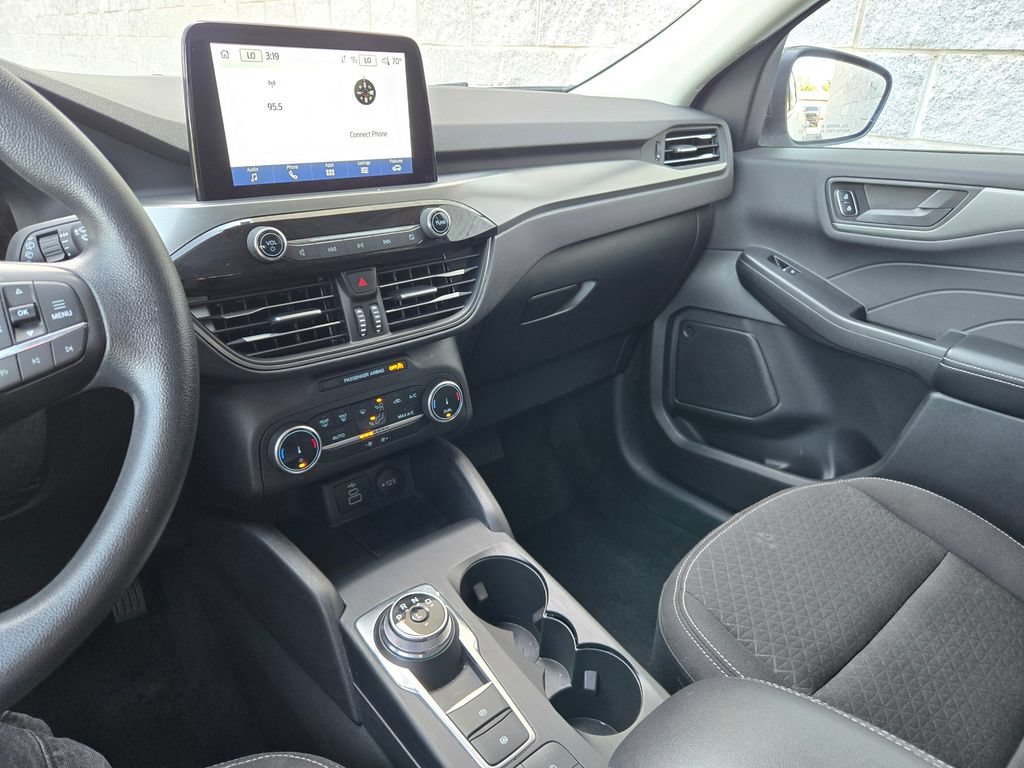 Used 2025 Ford Escape Active AWD/4WD image 22
