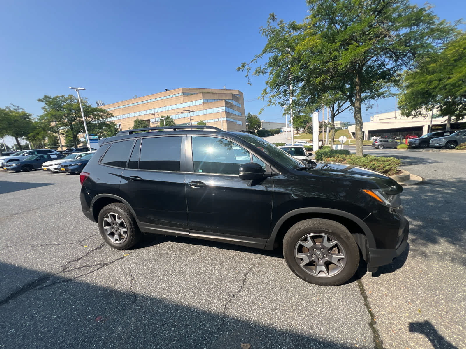 Used 2023 Honda Passport TrailSport image 25