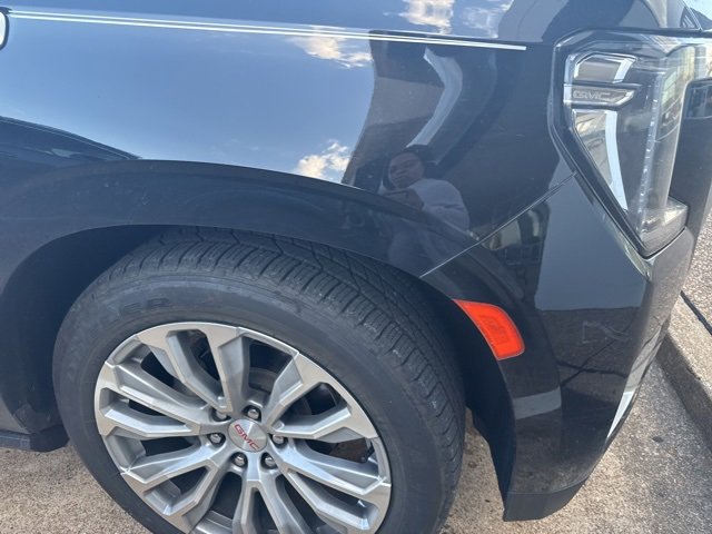 Certified 2021 GMC Yukon Denali w/ Denali Ultimate Package image 4