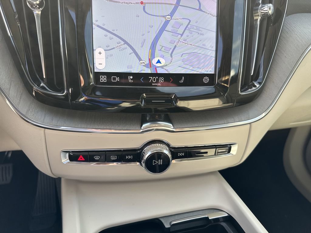 New 2025 Volvo XC60 T8 Plus w/ Protection Package Premier image 26