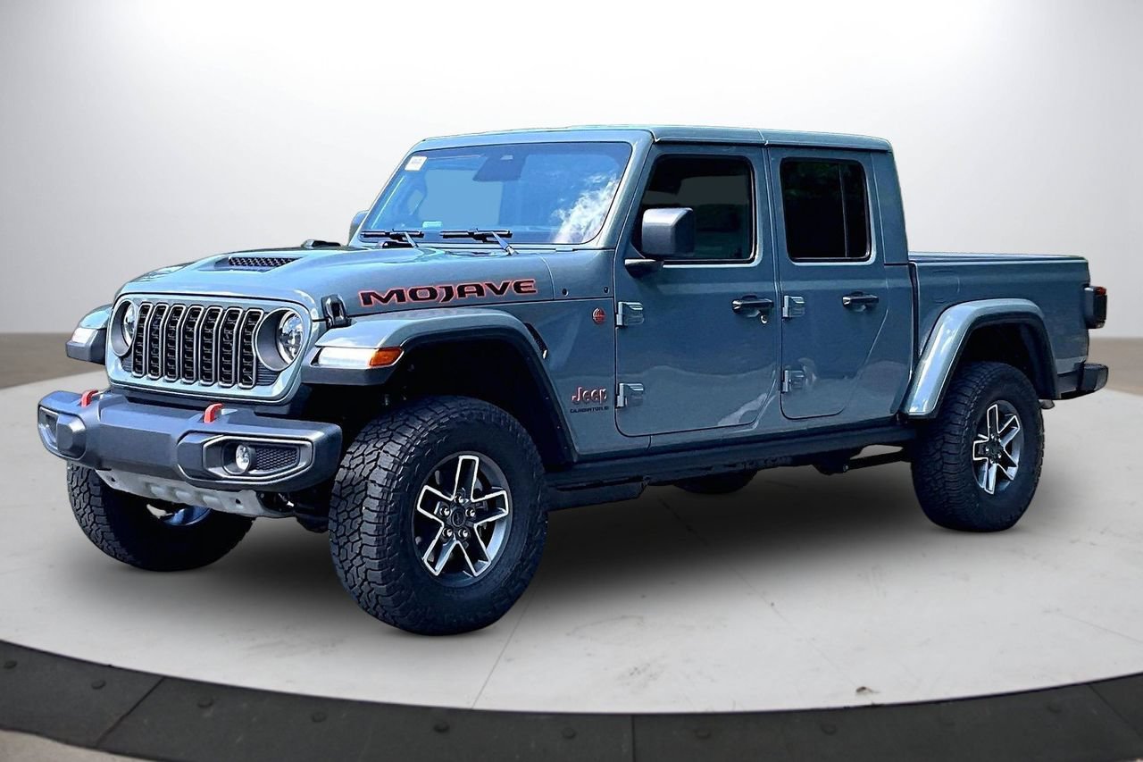 Certified 2026 Jeep Gladiator Mojave AWD/4WD image 4