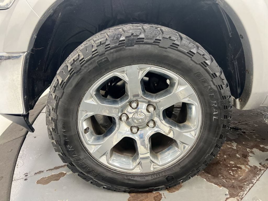 Used 2014 RAM 1500 Laramie AWD/4WD image 26