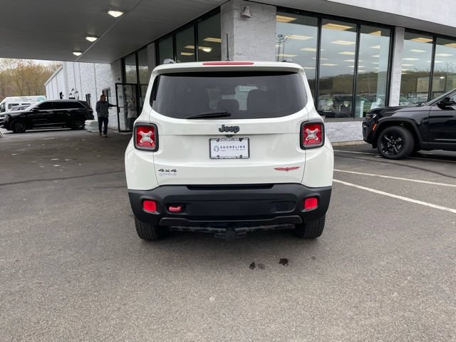 Used 2015 Jeep Renegade Trailhawk AWD/4WD image 7