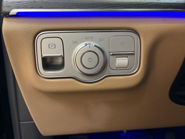 New 2026 Mercedes-Benz GLE 450e 4MATIC image 13